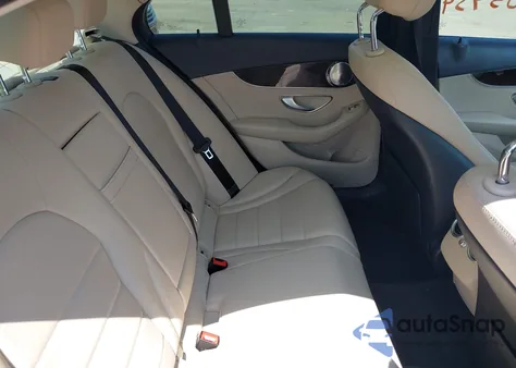 2015 Mercedes-Benz C 300 4Matic/Luxury 4Matic/Sport 4Matic из США, поврежденный, VIN 55SWF4KB7FU007406